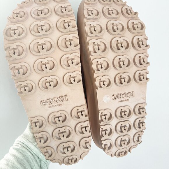 Gucci G logo interlocking rubber slides - Picture 5 of 7